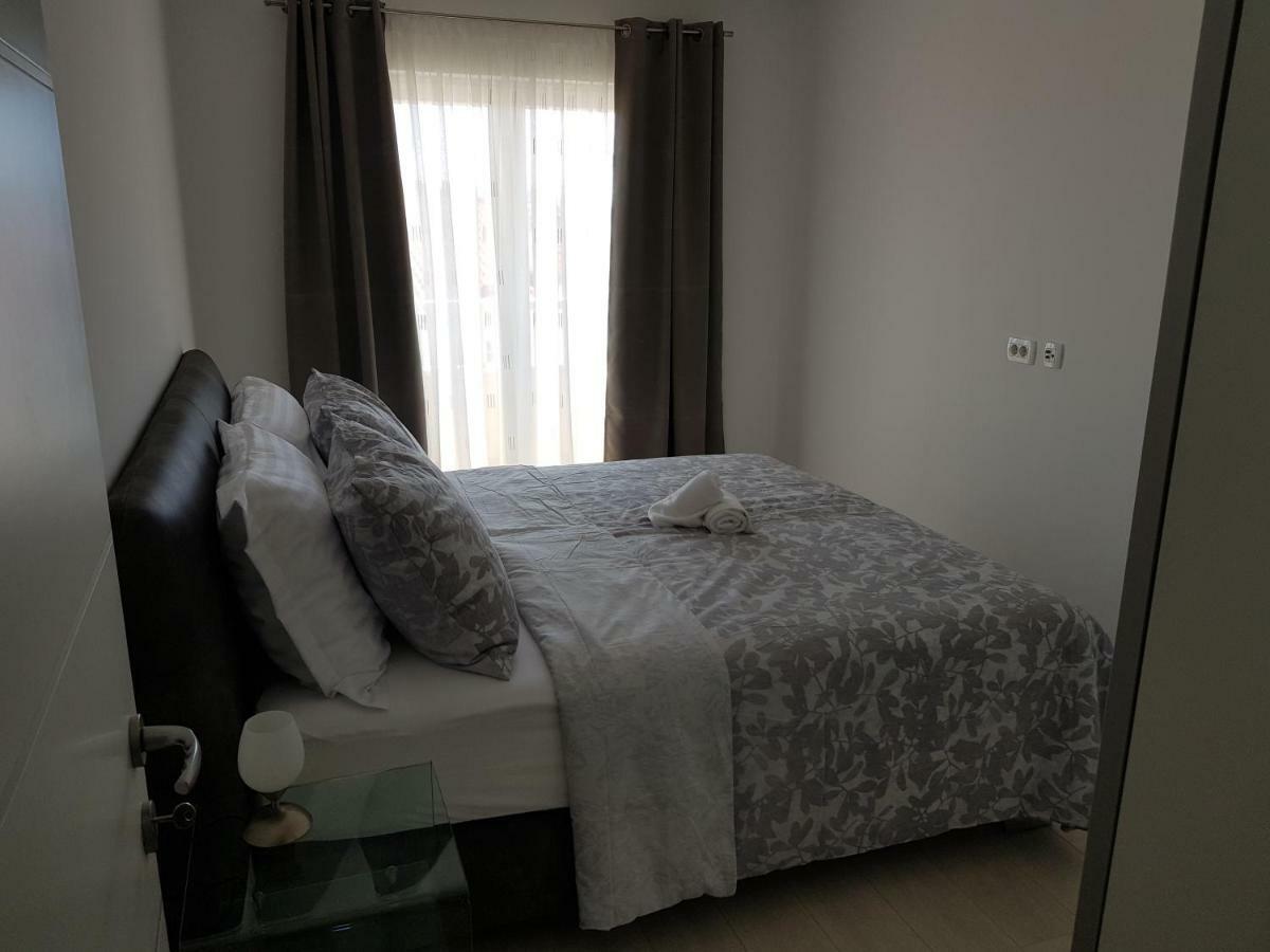 Apartmani Marella Donji Seget Eksteriør bilde