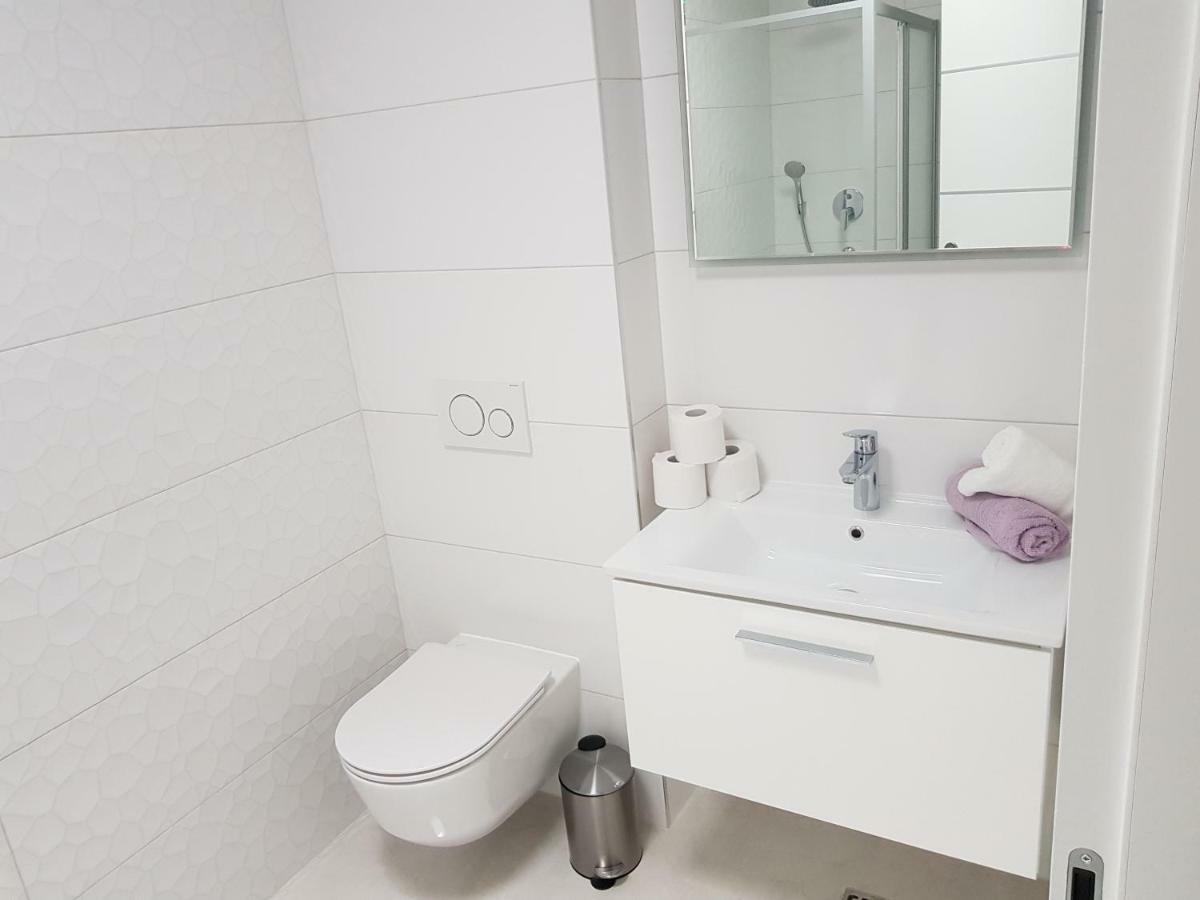 Apartmani Marella Donji Seget Eksteriør bilde