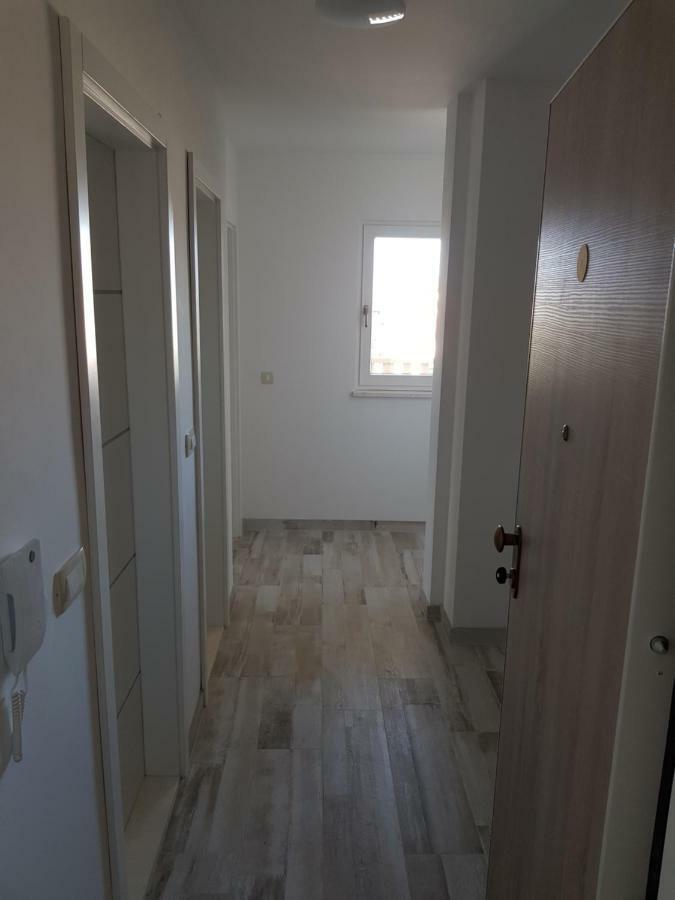 Apartmani Marella Donji Seget Eksteriør bilde