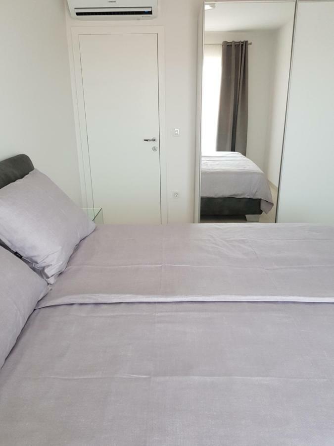 Apartmani Marella Donji Seget Eksteriør bilde