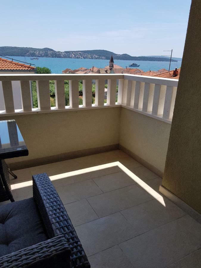 Apartmani Marella Donji Seget Eksteriør bilde
