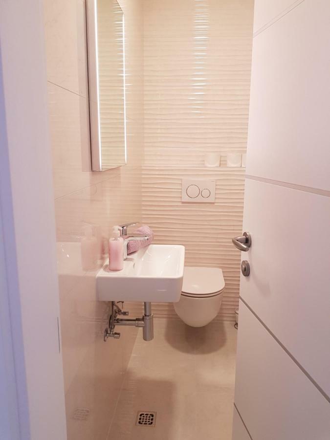 Apartmani Marella Donji Seget Eksteriør bilde