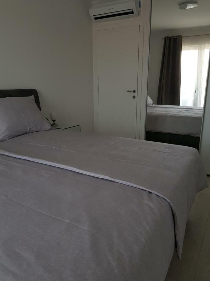 Apartmani Marella Donji Seget Eksteriør bilde
